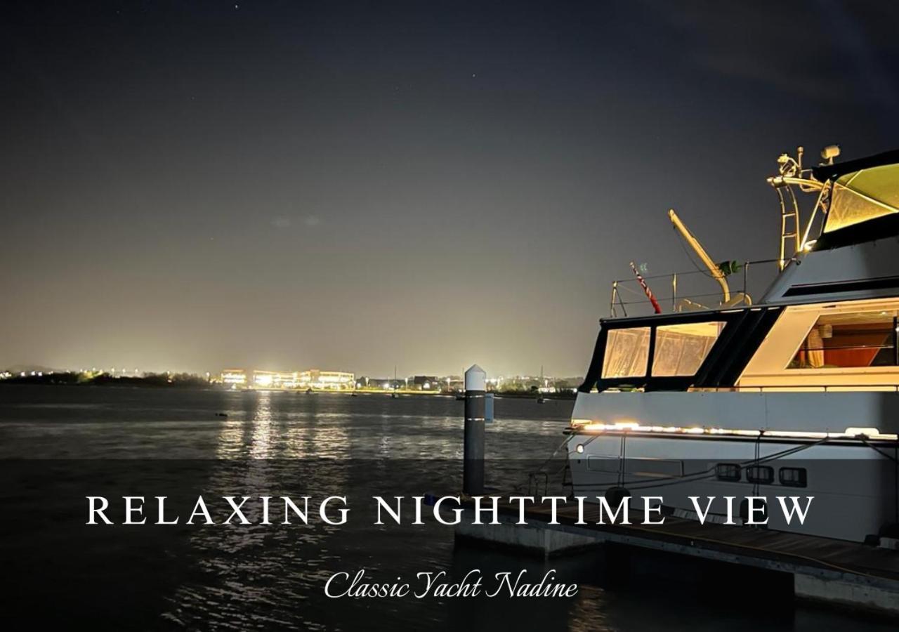 Classic Yacht Nadine In Poole Harbour, Dorset, With A Hot Tub Jacuzzi Екстер'єр фото