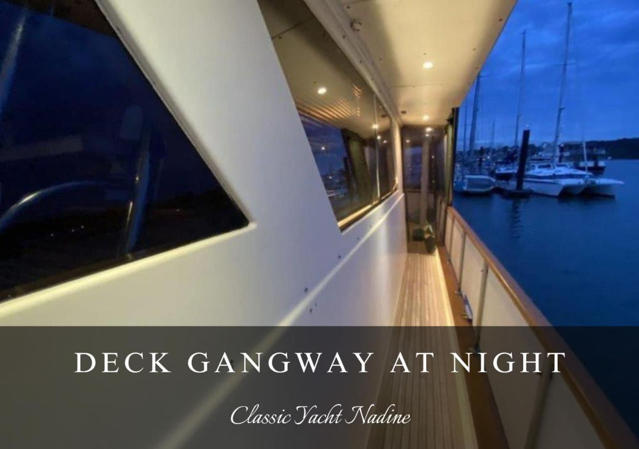 Classic Yacht Nadine In Poole Harbour, Dorset, With A Hot Tub Jacuzzi Екстер'єр фото
