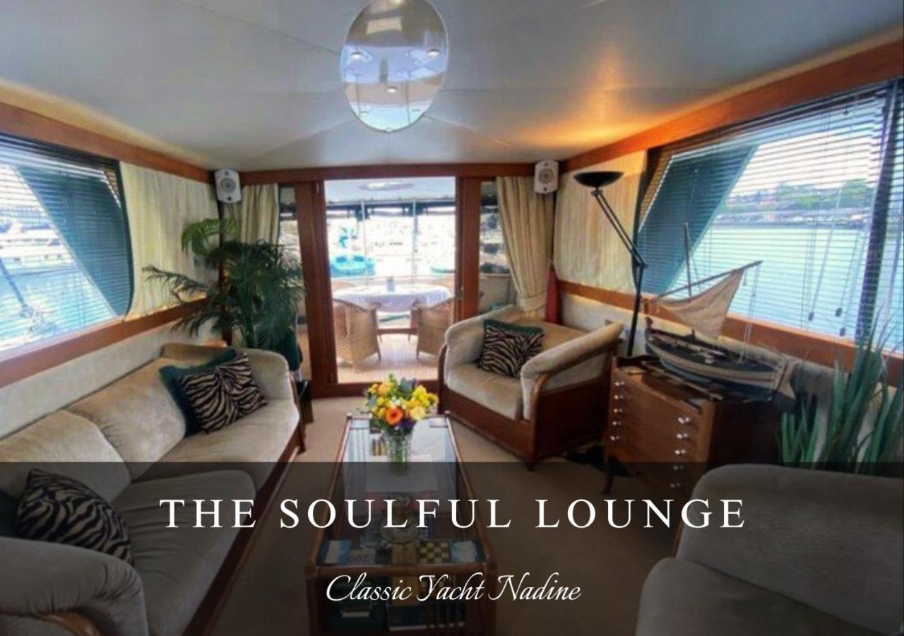 Classic Yacht Nadine In Poole Harbour, Dorset, With A Hot Tub Jacuzzi Екстер'єр фото